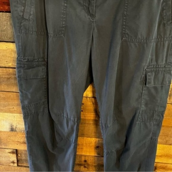 Loft Outlet‎ Gray Cargo Jogger Size 12 - Picture 8 of 14